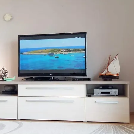 The View - Close To The & Parking * Τρογκίρ